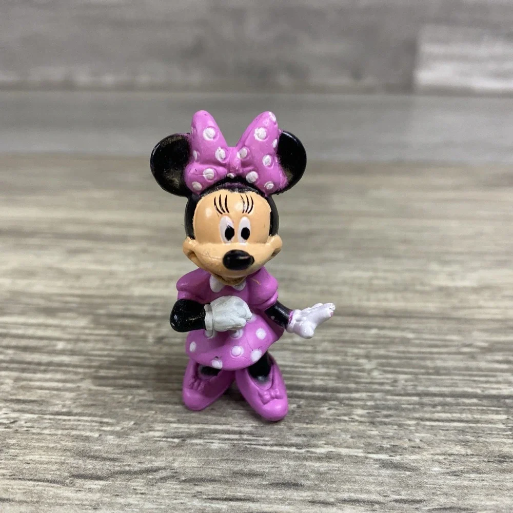 Disney Figurine 2